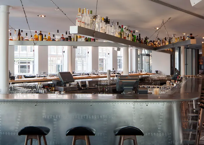 Sir Albert , Part Of Sircle CollectionAlbergo